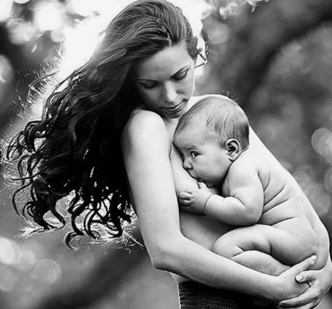 Фотосессия мамы с детьми. Мама с младенцем. Красивая мама с ребенком. Фотосессия мама и малыш. Фотосессия младенцев.