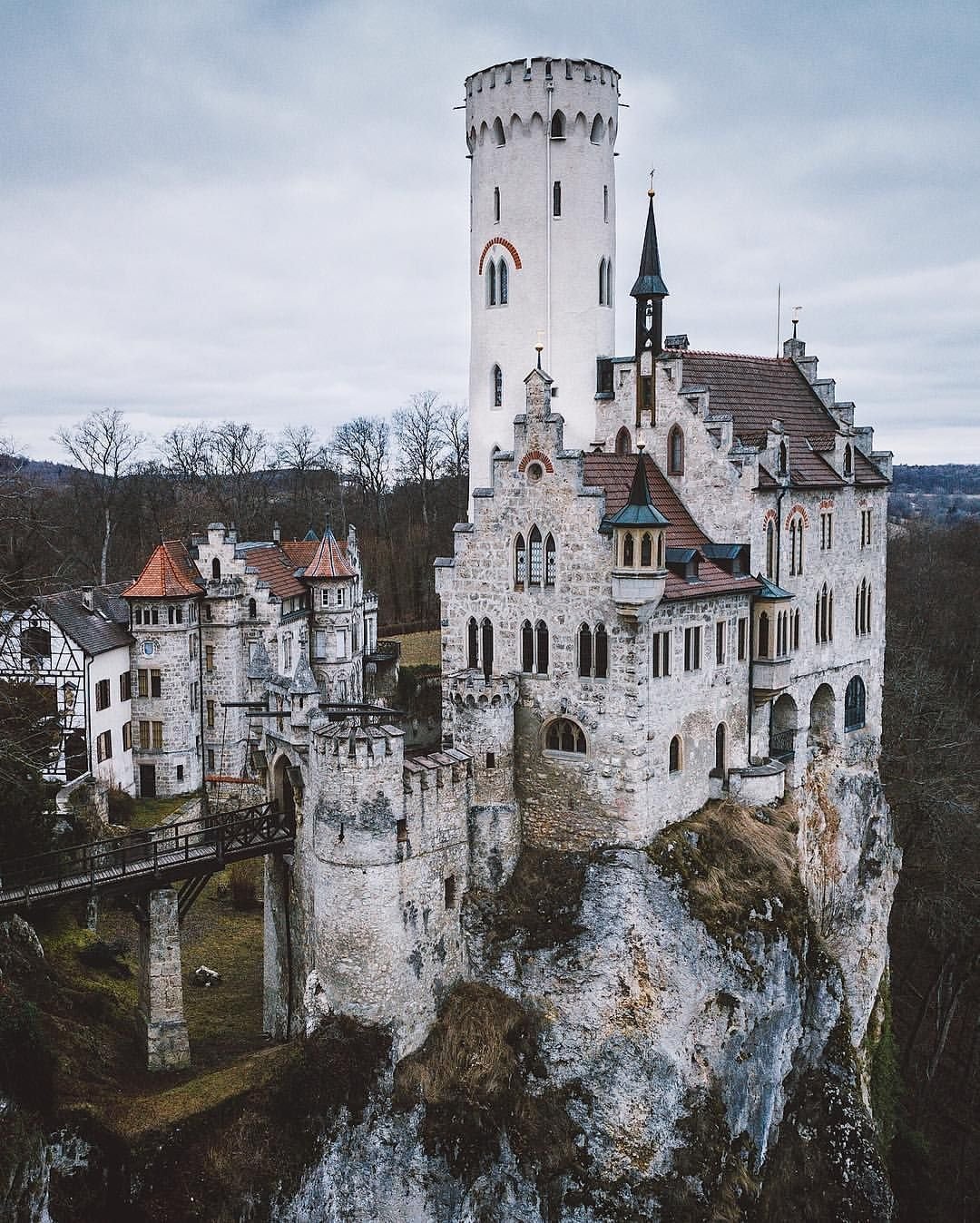Лихтенштайн замок в Германии (57 фото)