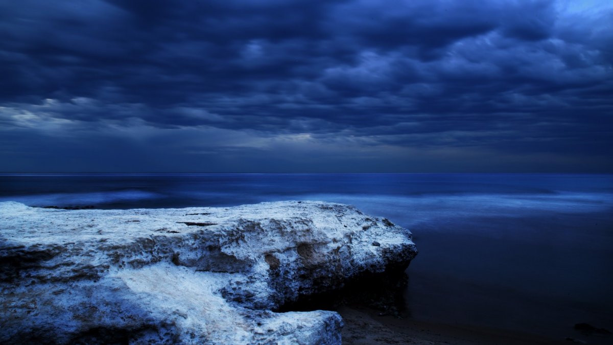 Ночной океан (63 фото)