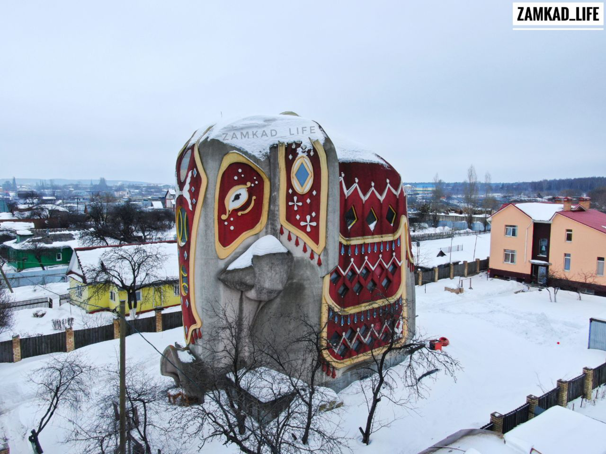 Дом слон на новорязанском шоссе фото. Островцы слон Островцы дом. Дом слон на Новорязанском шоссе внутри.