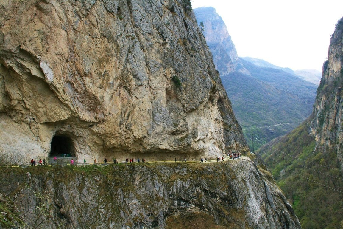 Теснина балкария черекская. Черекское ущелье Кабардино-Балкария. Черекская теснина Кабардино Балкария. Черекское ущелье верхняя Балкария. Верхняя Балкария Черекская теснина.