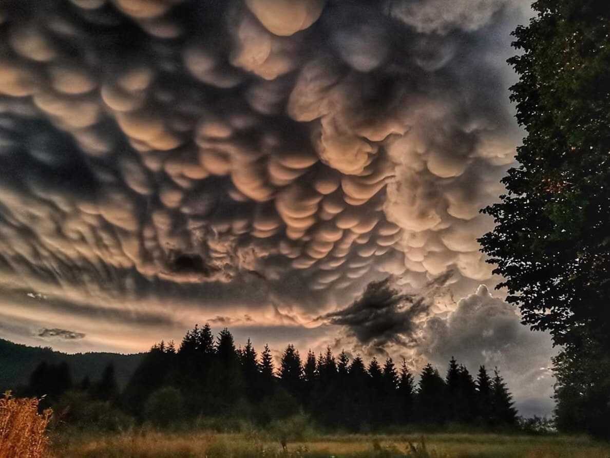 Трубчатые Облака Фото