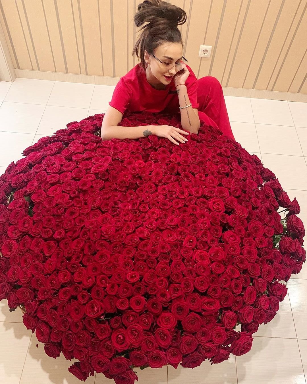 Самый большой букет роз (85 фото)