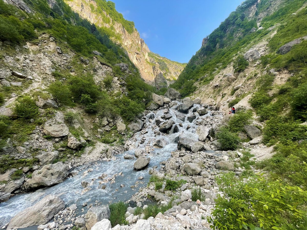 Замок Царицы Тамары В Дарьяльском Ущелье Фото