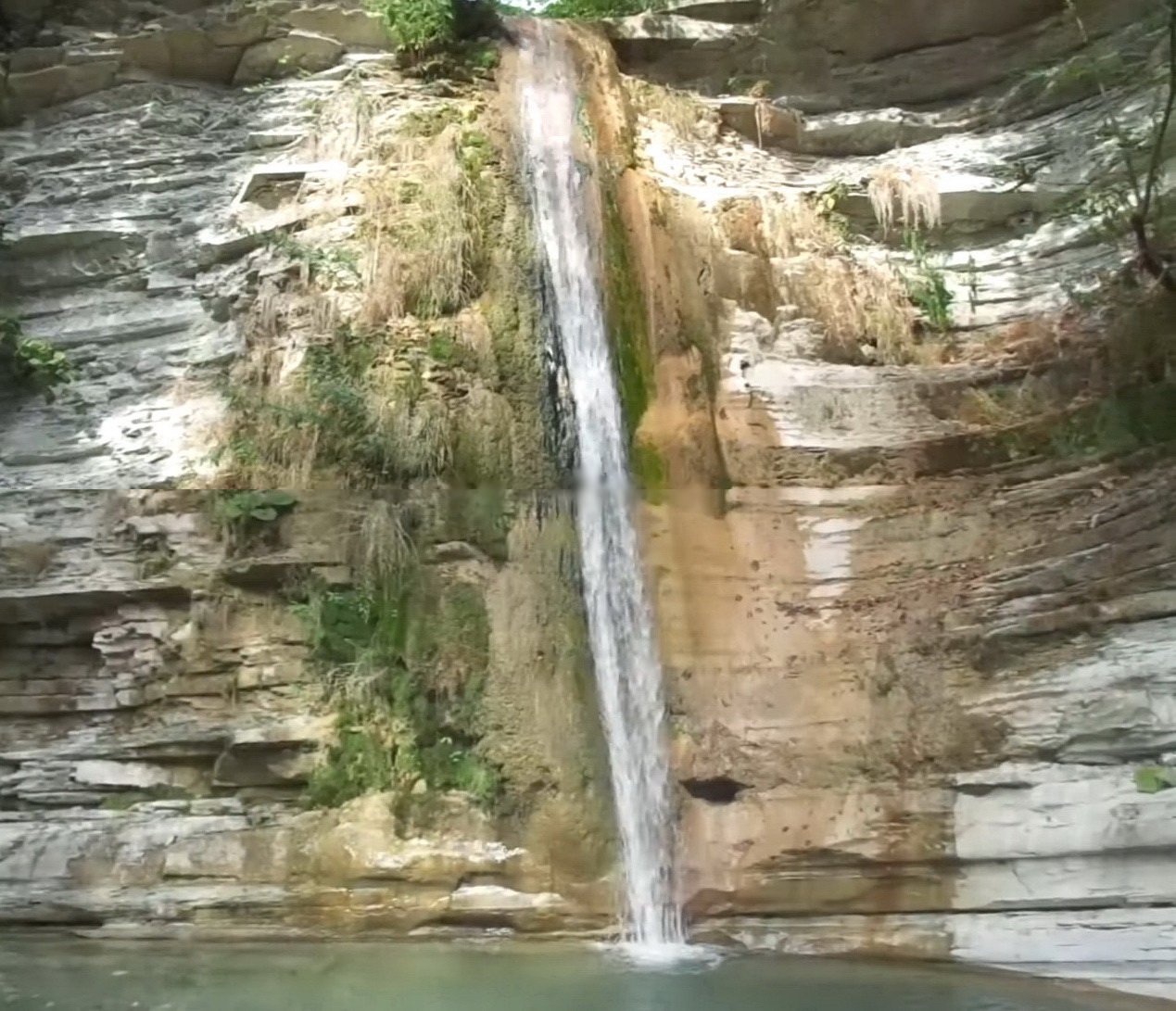 Водопады реки Куаго. Водопады в Кабардинке Куаго. Водопады Куаго фото.