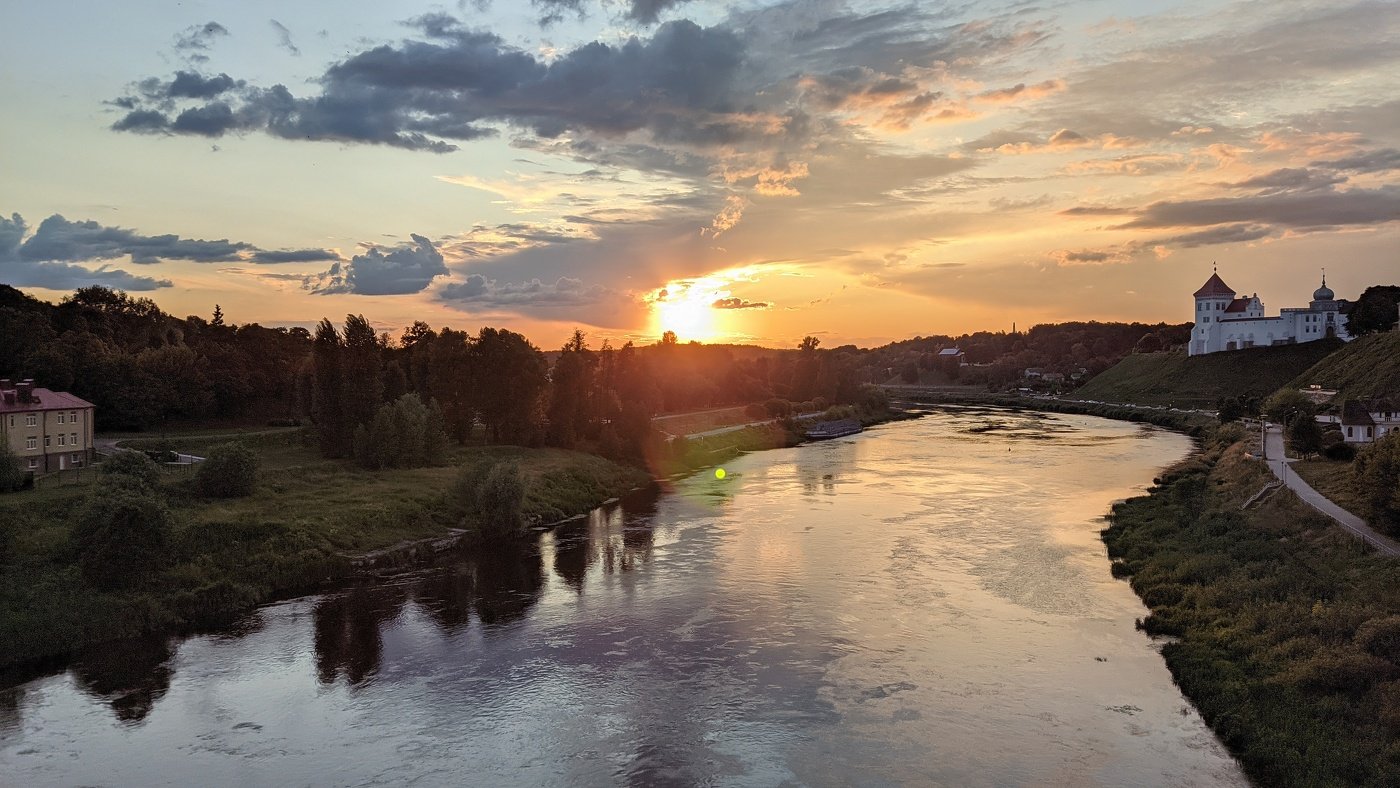 Город на реке неман. Неман Беларусь. Река Неман Литва. Река Неман Беларусь. Река Неман фото.