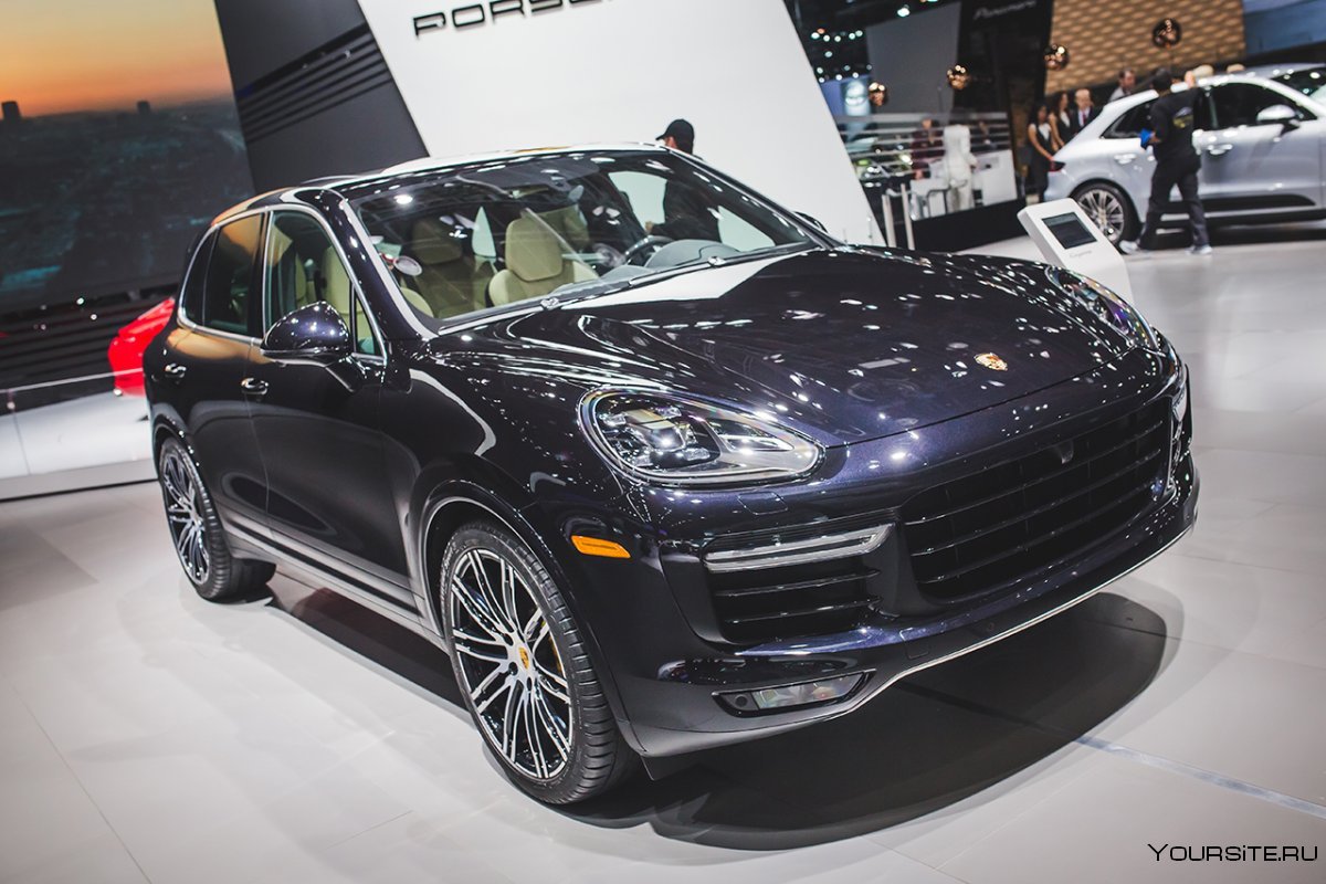 Порше каен турбо. Порше Кайен 2015. Porsche Cayenne Turbo s 2015. Порше Кайен 2016. Porsche Cayenne Turbo s.