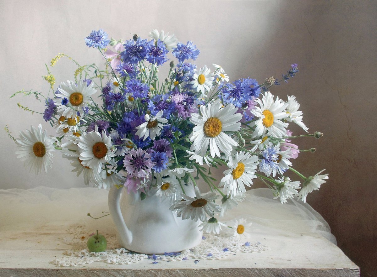 Полевые цветы в вазе (79 фото)