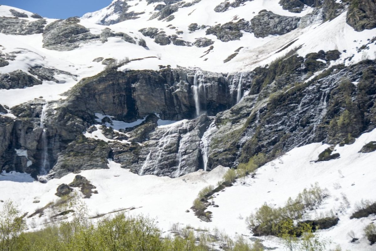Софийские водопады зимой (65 фото)